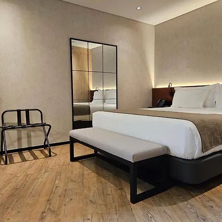 Principe Avila Hotel