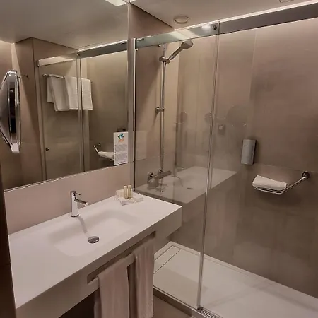 Principe Avila ホテル 4*