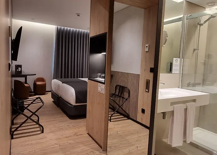 Principe Avila Hotel