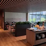 Principe Avila Hotel 4*